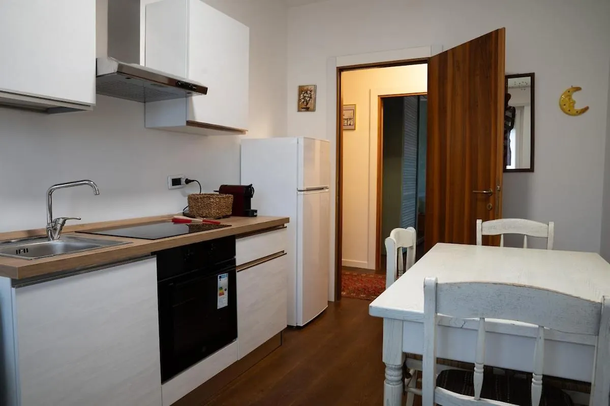 Elegante Alloggio Con Parcheggio Gratuito Vicenza
