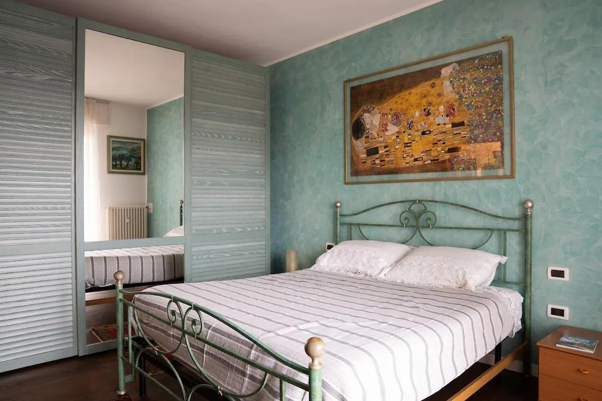 Apartment Elegante Alloggio Con Parcheggio Gratuito Vicenza Italy