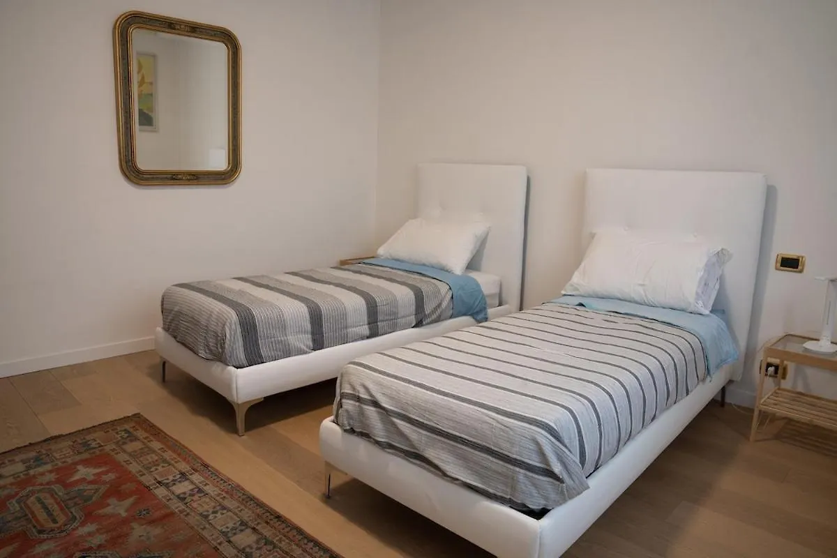 Apartment Elegante Alloggio Con Parcheggio Gratuito Vicenza