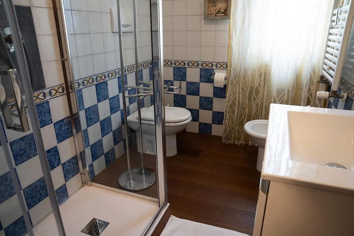 Elegante Alloggio Con Parcheggio Gratuito Vicenza Apartment